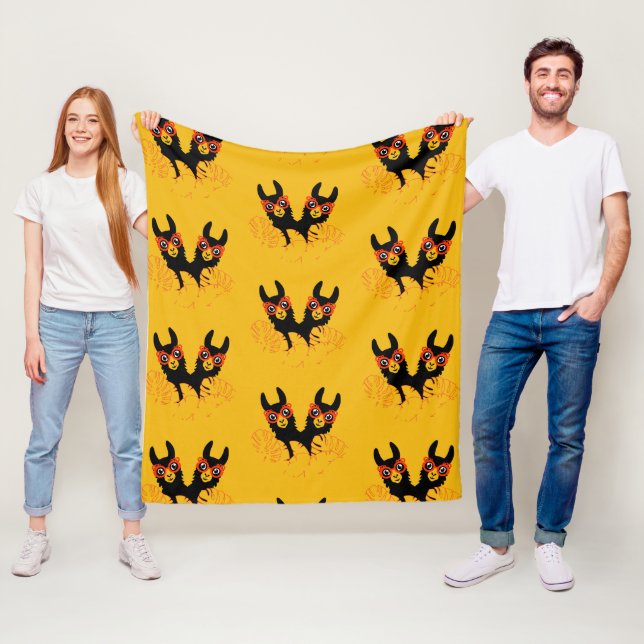 Manta Polar Llama Sisters (In situ)