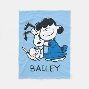 Manta Polar Lucy Hugging Snoopy
