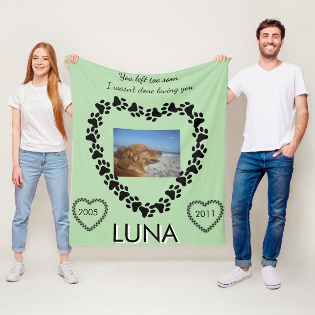 Manta Polar Lymphoma Awareness Paw Print Heart (In situ)