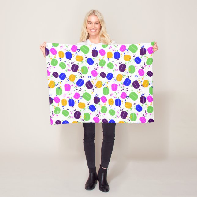 Manta Polar Macaron Confetti Blanket (In situ)