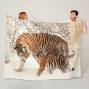 MANTA POLAR MADRE TIGRE CON SU CUBO