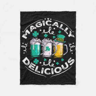 Manta Polar Mágicamente Delicioso Día de San Patricio Bebiendo