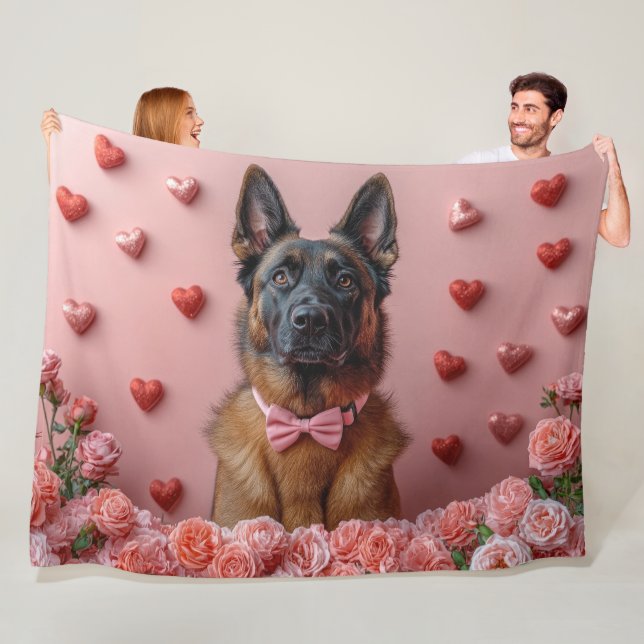 Manta Polar Malinois belga con Rosas - El día de San Valentín (In situ)