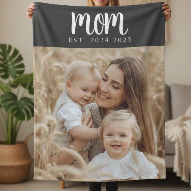 Manta Polar Mamá estableció la foto de escritura moderna negra (modern script font mom established date photo custom blanket for mothers day or christmas gift)