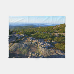 Manta Polar Mañana en la cima de Cadillac Mountain en Acadia