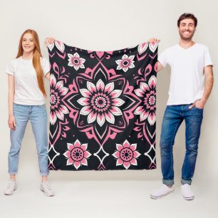 Manta Polar Mandala rosa y blanca en fondo negro