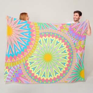 Manta Polar Mandalas superpuestas rosa azul amarillo menta púr