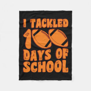 Manta Polar Me Enfrenté A 100 Días De Niños Escolares. 100º