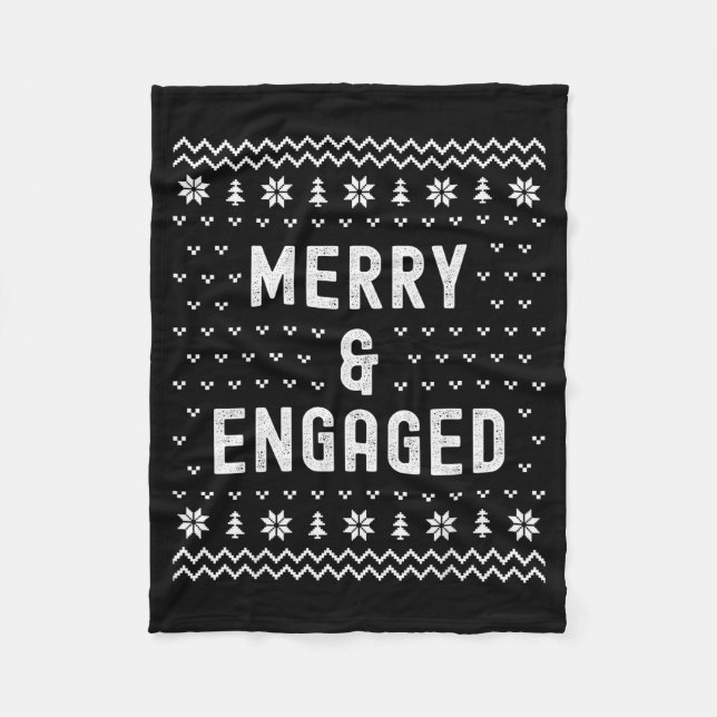 Manta Polar Merry &amp; Engaged Christmas Matching Pajama Coup (Anverso)