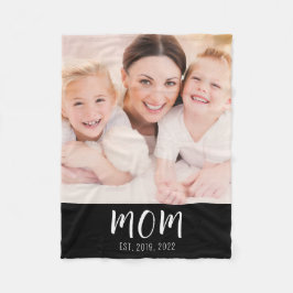 Manta Polar Mom Established Black Modern Script Photo