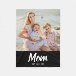 Manta Polar Mom Established Modern Script Photo