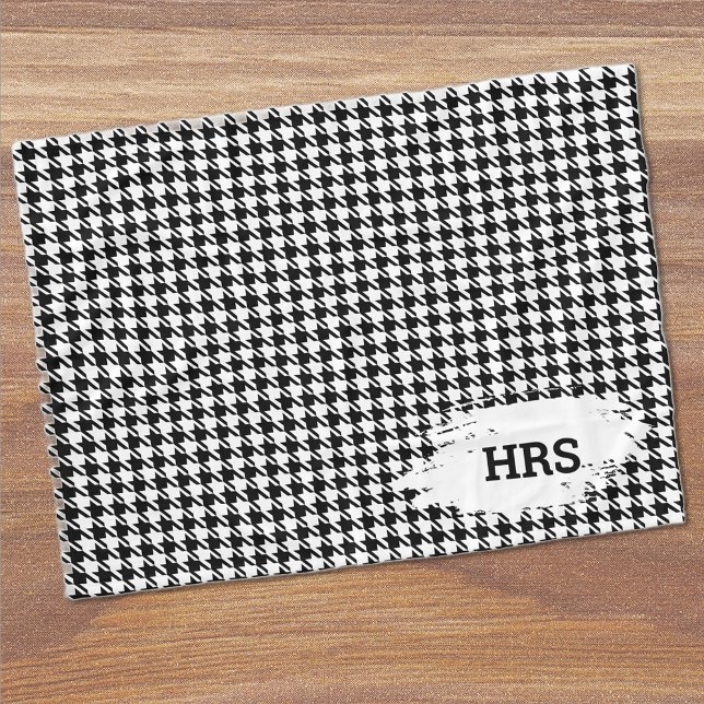 Manta Polar Monogram Initials Black & White Houndstooth Fleece (Subido por el creador)
