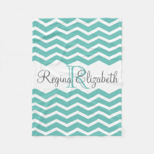 Manta Polar Monograma blanco turquesa Keepsake Chevron