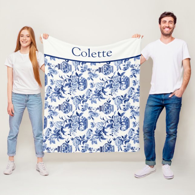 Manta Polar Monograma Chinoiserie Azul  (In situ)