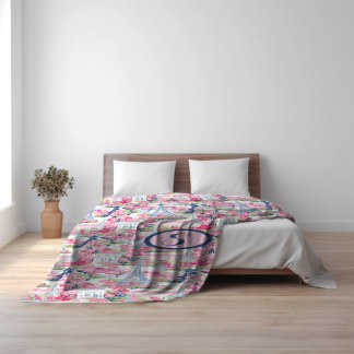 Manta Polar Monograma con estampado en París rosa y azul