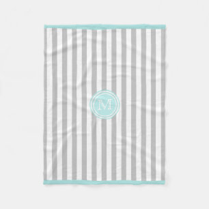 Manta Polar Monograma Cyan Gris y Blanco Tirado Fleece Blanque