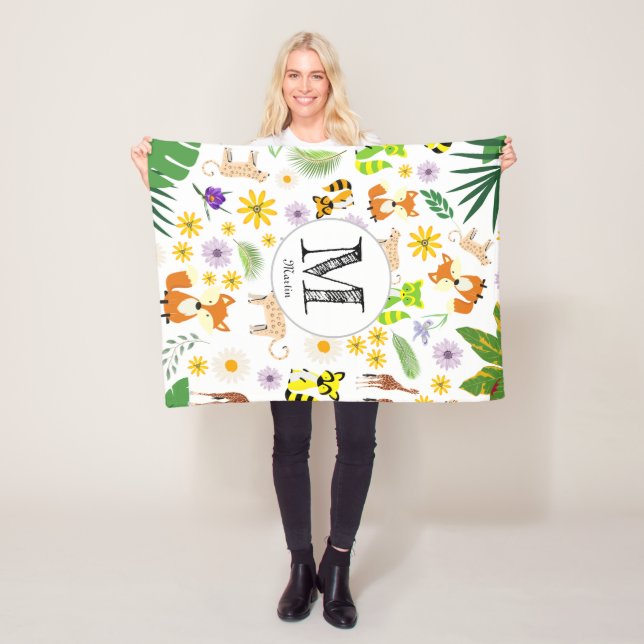 Manta Polar Monogramado adorable patrón safari raccoons blanco (In situ)