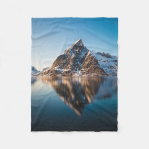 Manta Polar Montaña Lofoten de Noruega