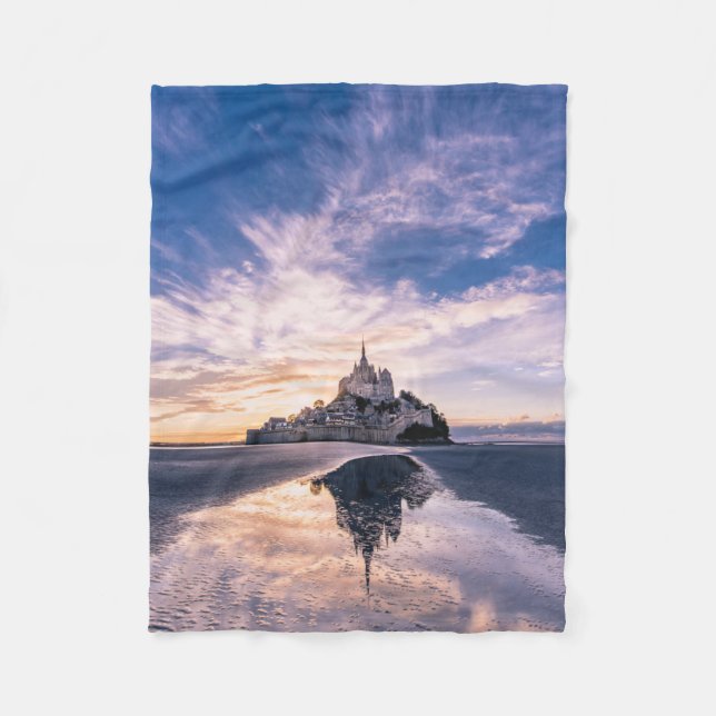Manta Polar Monuments | Mont Saint-Michel, Normandy France (Anverso)