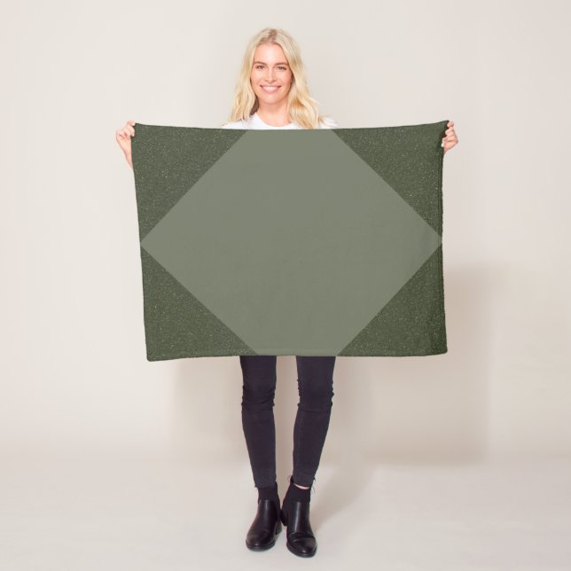 Manta Polar Moss Green Diamond Fleece Blanket (In situ)
