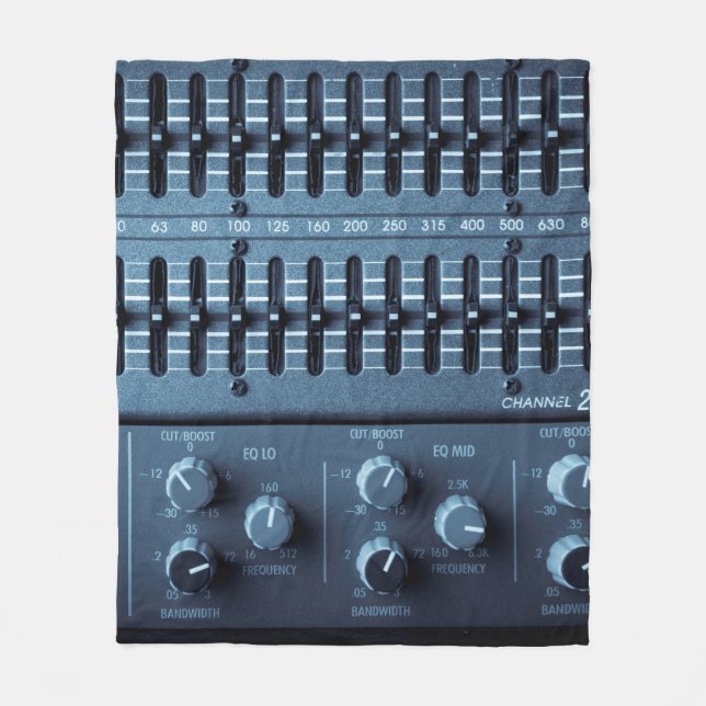 Manta Polar Muchos botones en un mezclador de sonido en un est (Anverso)