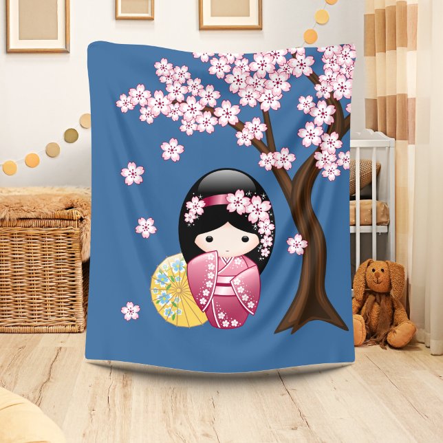 Manta Polar Muñeca Kokeshi de Primavera - Geisha Japonesa Ador (Subido por el creador)