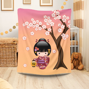 Manta Polar Muñeca Kokeshi de Sakura - Muchacha Geisha en Melo