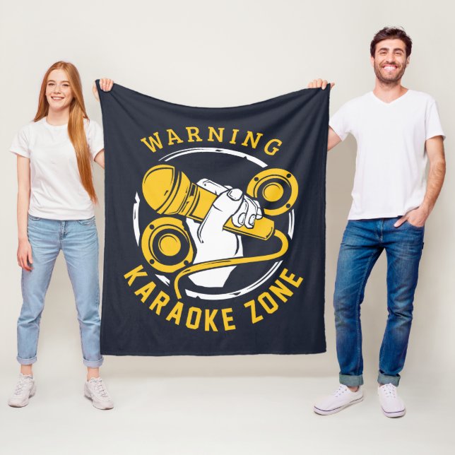 Manta Polar Músico cantante de Karaoke Zone (In situ)