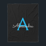 Manta Polar Nombra de monograma de guión azul negro<br><div class="desc">Monograma de escritura Faux azul y negro Añadir su propio nombre Fleece Blanket. Esto hace que el dulce perfecto cumpleaños 16,  boda,  ducha de novia,  aniversario,  ducha de bebé o fiesta de soltera sea regalo para alguien que ama el lujo glam y los estilos de moda.</div>