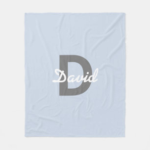 Manta Polar Nombre blanco gris azul y monograma