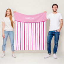 Nombre de rayas rosadas pastel femeninas