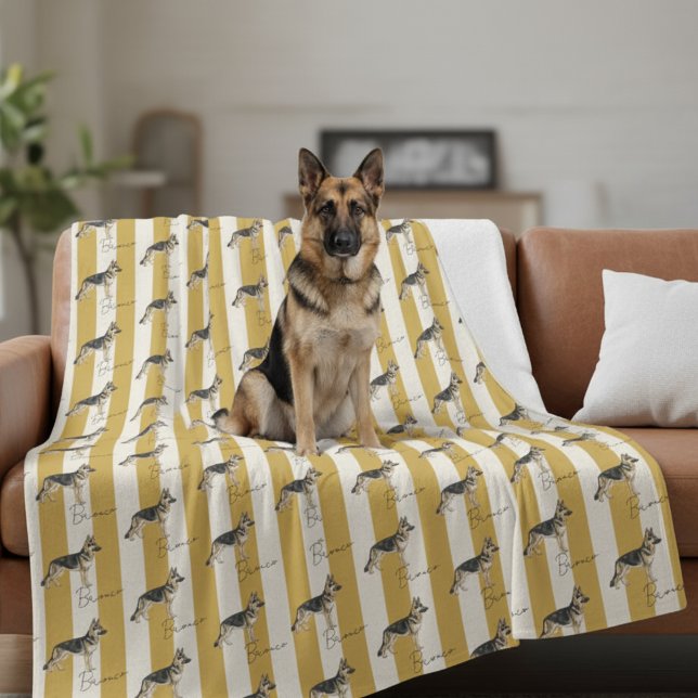 Manta Polar Nombre del Mascota del pastor alemán de la franja  (Get cozy with this "Custom Yellow Stripe German Shepherd Pet Name Fleece Blanket"! )