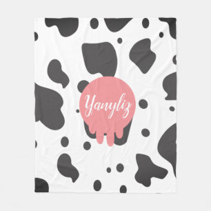 Manta Polar Nombre Monogramado con Estampado de Vaca Genial  