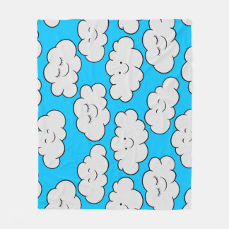 Manta Polar Nubes sonrientes íntimas sobre un fondo azul brill