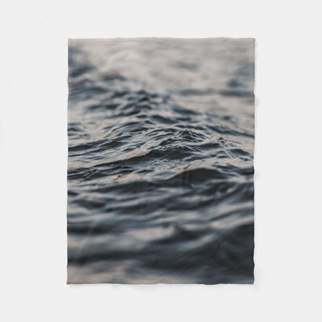 Manta Polar Océano ondulado durante el día (Anverso)