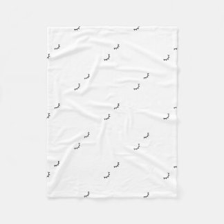 Manta Polar Ojos cerrados, apenas pestañas