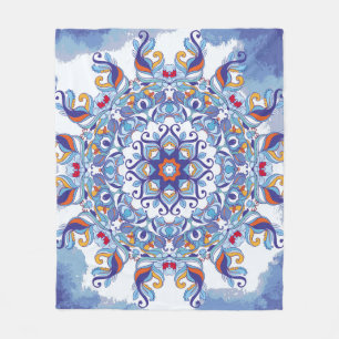 Manta Polar Ornamento floral, diseño artístico.