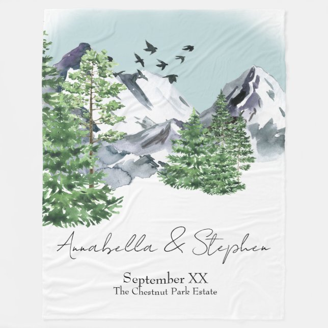 Manta Polar Paisaje montañoso nevado con bosques de pinos (Anverso)