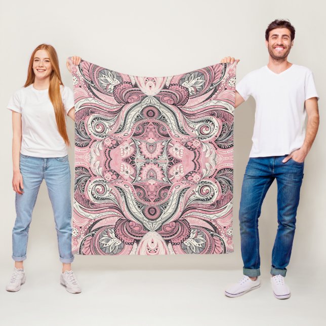 Manta Polar Paisley Rosa estudio en casa  (In situ)