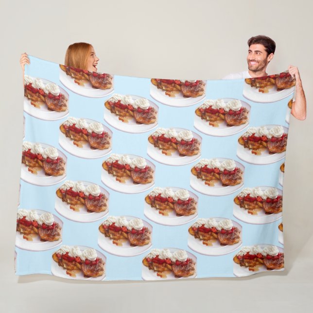 Manta Polar Pan Dulce Con Fresas Y Crema (In situ)