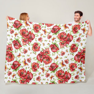 Manta Polar Papas rojas con follaje verde sobre fondo blanco