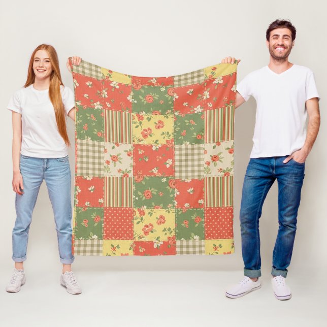 Manta Polar Pastel Floral Patchwork Picnic Pattern (2) (In situ)