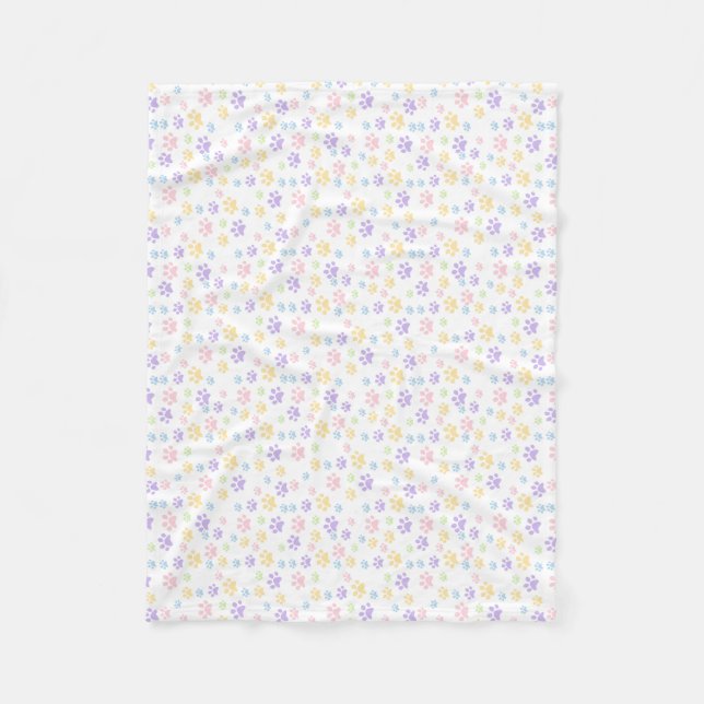 Manta Polar Pastel Paw Print Pattern – Whimsical Pet-Inspired  (Anverso)