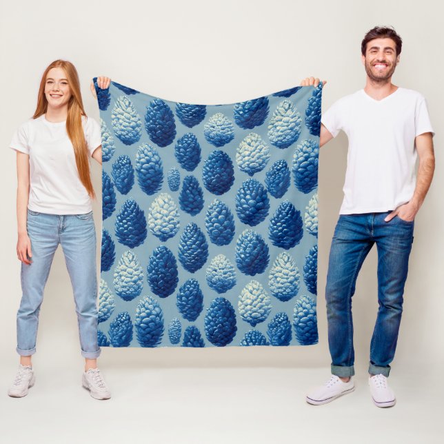 Manta Polar Patrón de cono de pino azul de invierno (In situ)