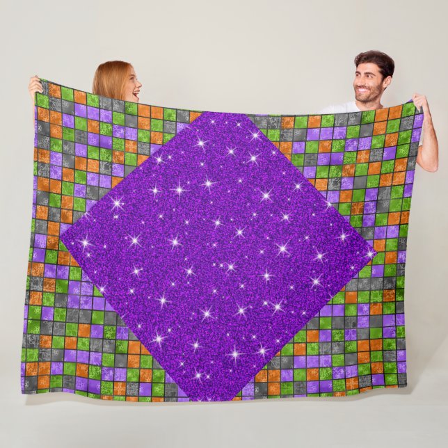 MANTA POLAR PATRÓN DE CUBO HALLOWEEN VERDE NEGRO PURPLE NARANJ (In situ)