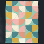 Manta Polar Patrón de formas geométricas coloridas en Verde az<br><div class="desc">Un divertido estilo retro de mediados de siglo,  con formas geométricas de estilo moderno,  en tonos adorables de verde azulado,  mostaza,  coral y rosa.</div>