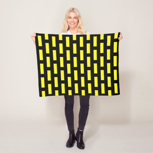 Manta Polar Patrón de pared negro y amarillo (In situ)