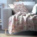 Manta Polar Patrón de rosas rosa pastel vintage<br><div class="desc">Rosas de la cosecha rosa pastel patrón sin fisuras.</div>