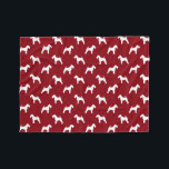 Manta Polar Patrón de siluetas de miedo galés rojo y blanco<br><div class="desc">Silhouettes de estilo Welsh Terrier Patrón Rojo y Blanco Fleece Blanket. La manta de este amante de Welshie es una colcha imponente o una manta para el sofá. Suave y suave para acurrucarse en el sofá con tu amigo canino. Esta manta de lana está disponible en tres tamaños y es...</div>
