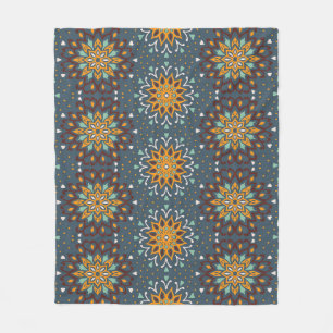 Manta Polar Patrón floral sin foco. Flores de doodle estilizad